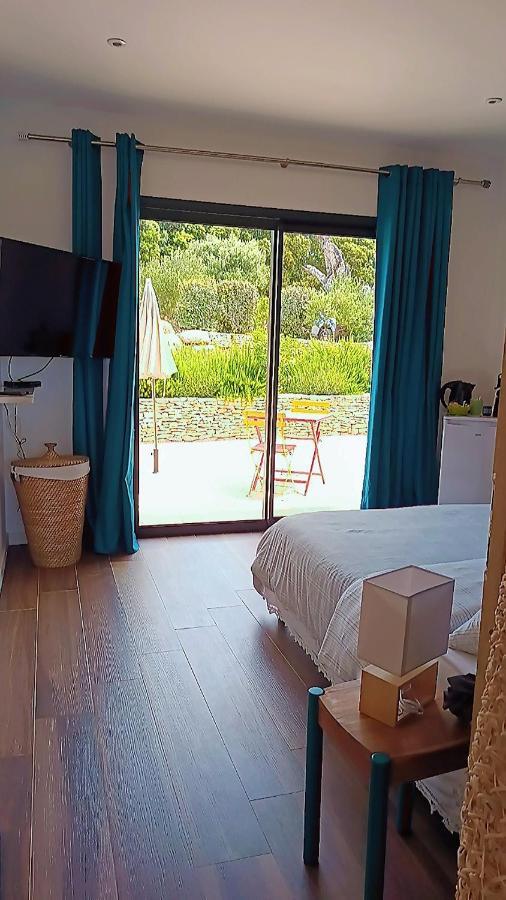 בוניפסיו Agreable Chambre Dans Le Maquis מראה חיצוני תמונה